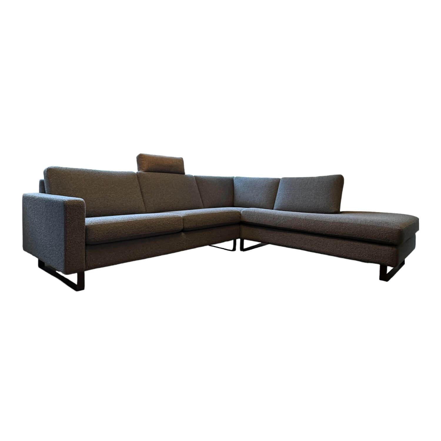 Ecksofa Conseta Bezug Stoff 8206 Nordicblau Metallkufen Schwarzbraun