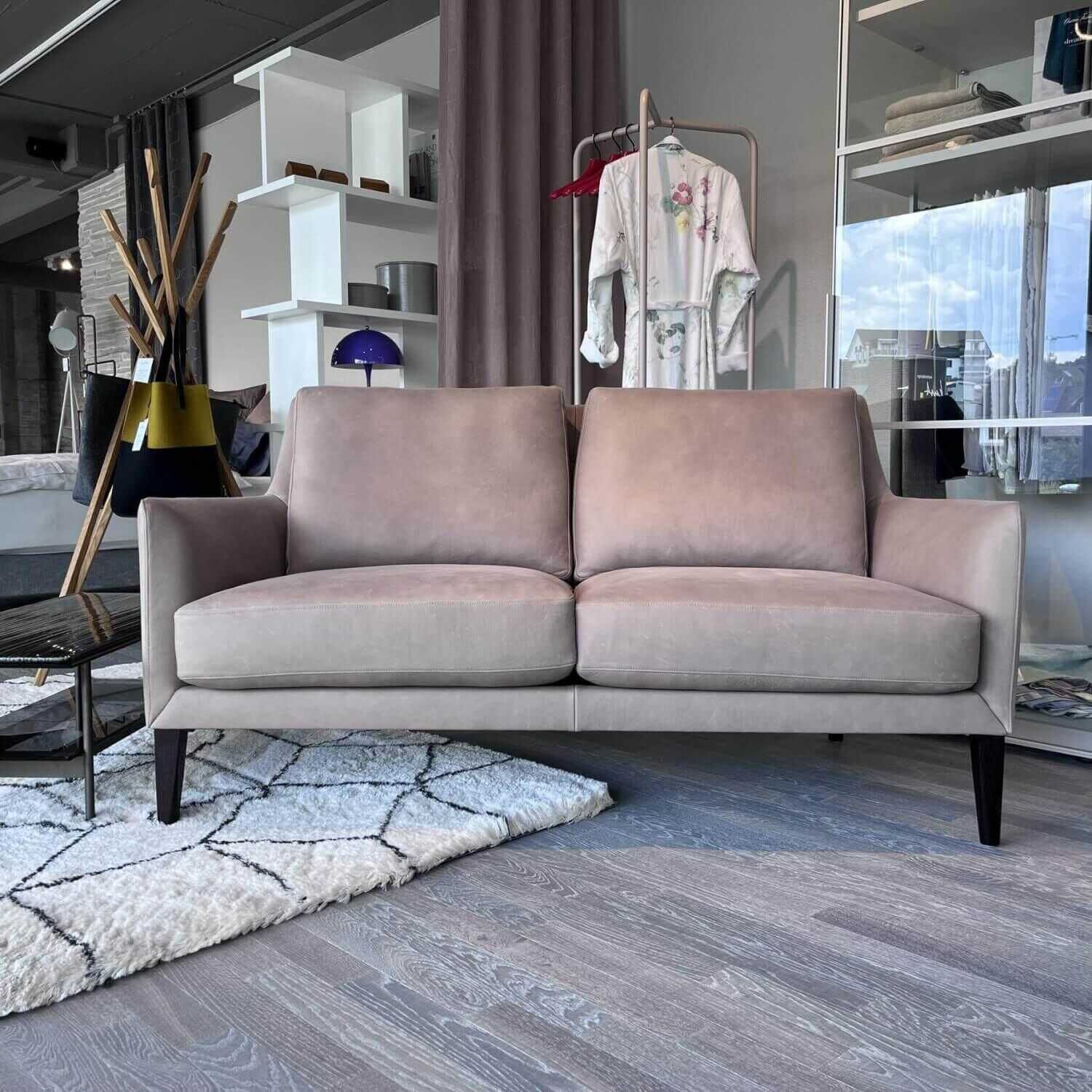 Sofa Coco Reines Anilin Leder Java Basalt Füsse Holz Wengefarbig Gebeizt