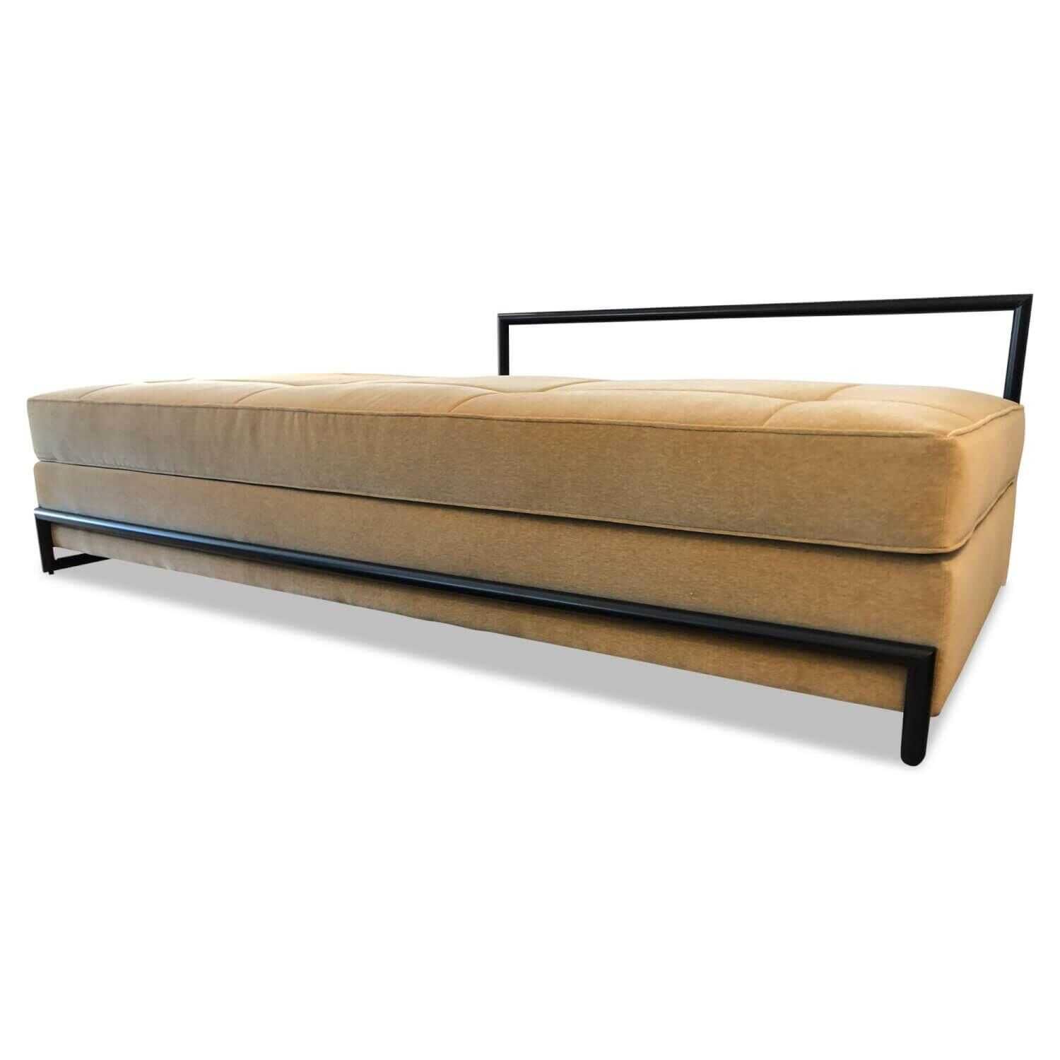 Sofa Day Bed Stoff Dedar Dante Senape Curry Gestell Stahl Schwarz