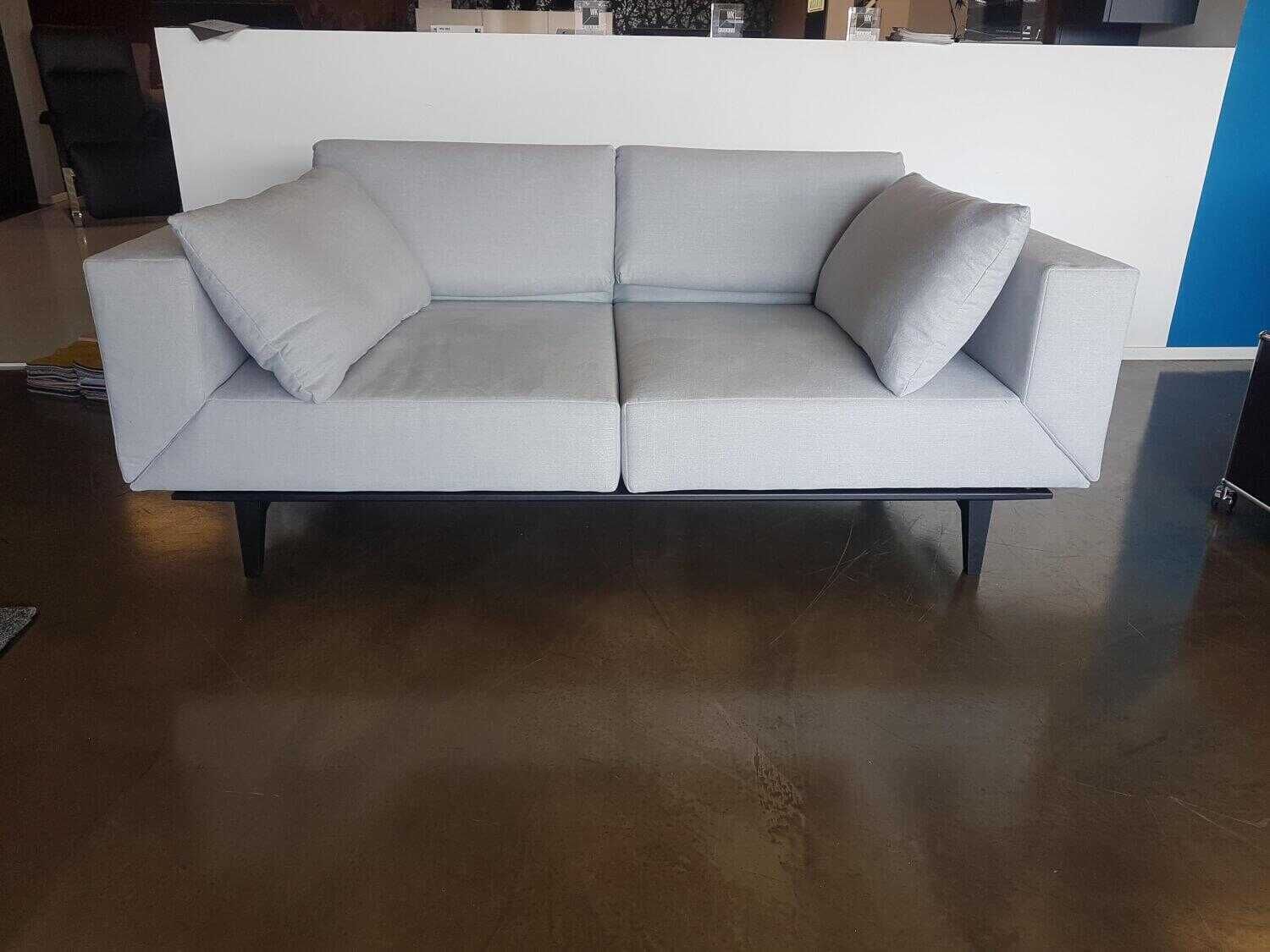 Sofa Jill Stoff E Cape 60 Lightgrey Grau mit Verstellfunktion