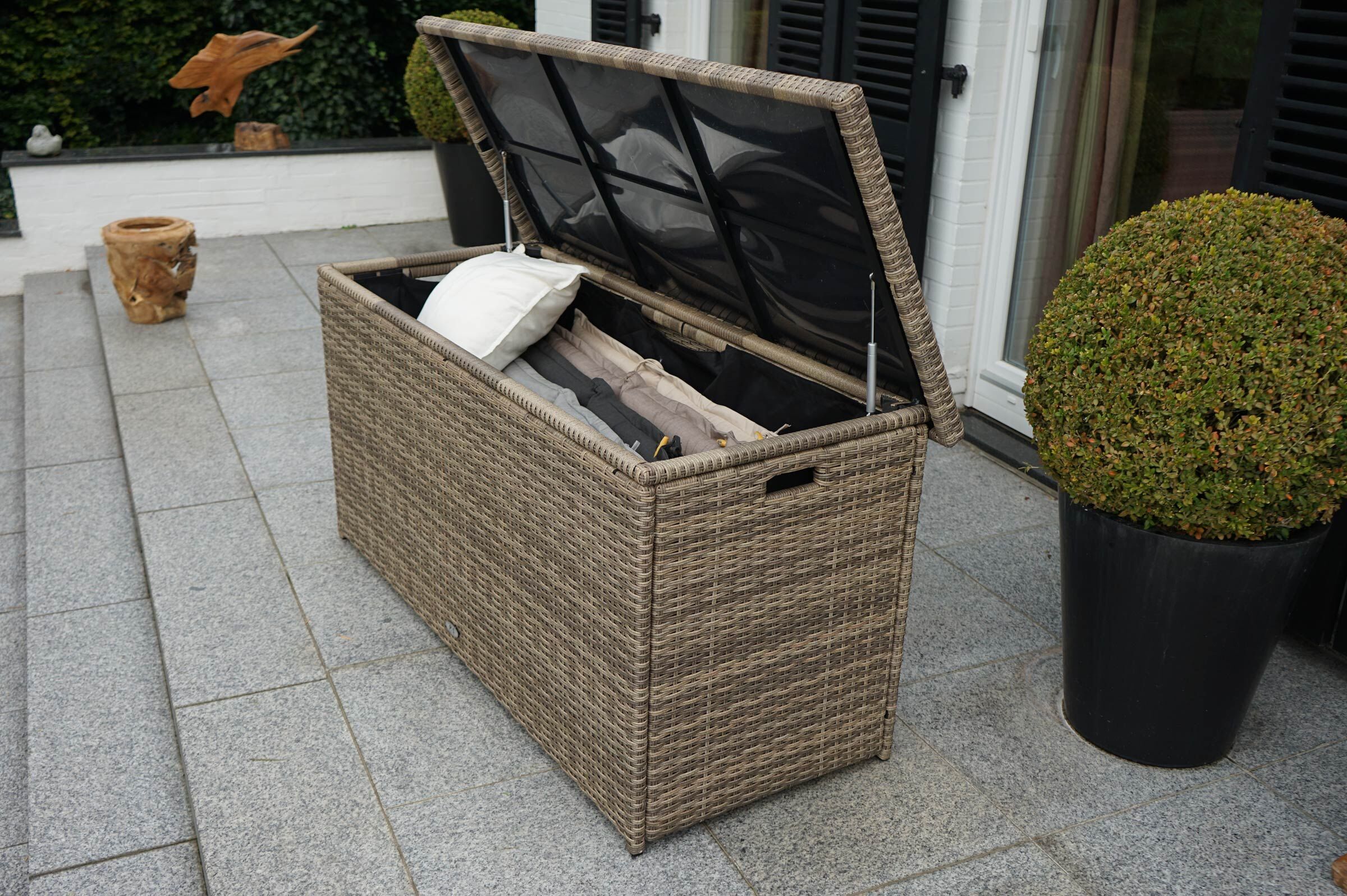 Ploß Rabida Kissenbox, champagner-meliert, Polyrattan, 145x58x73 cm, inkl. Inlay