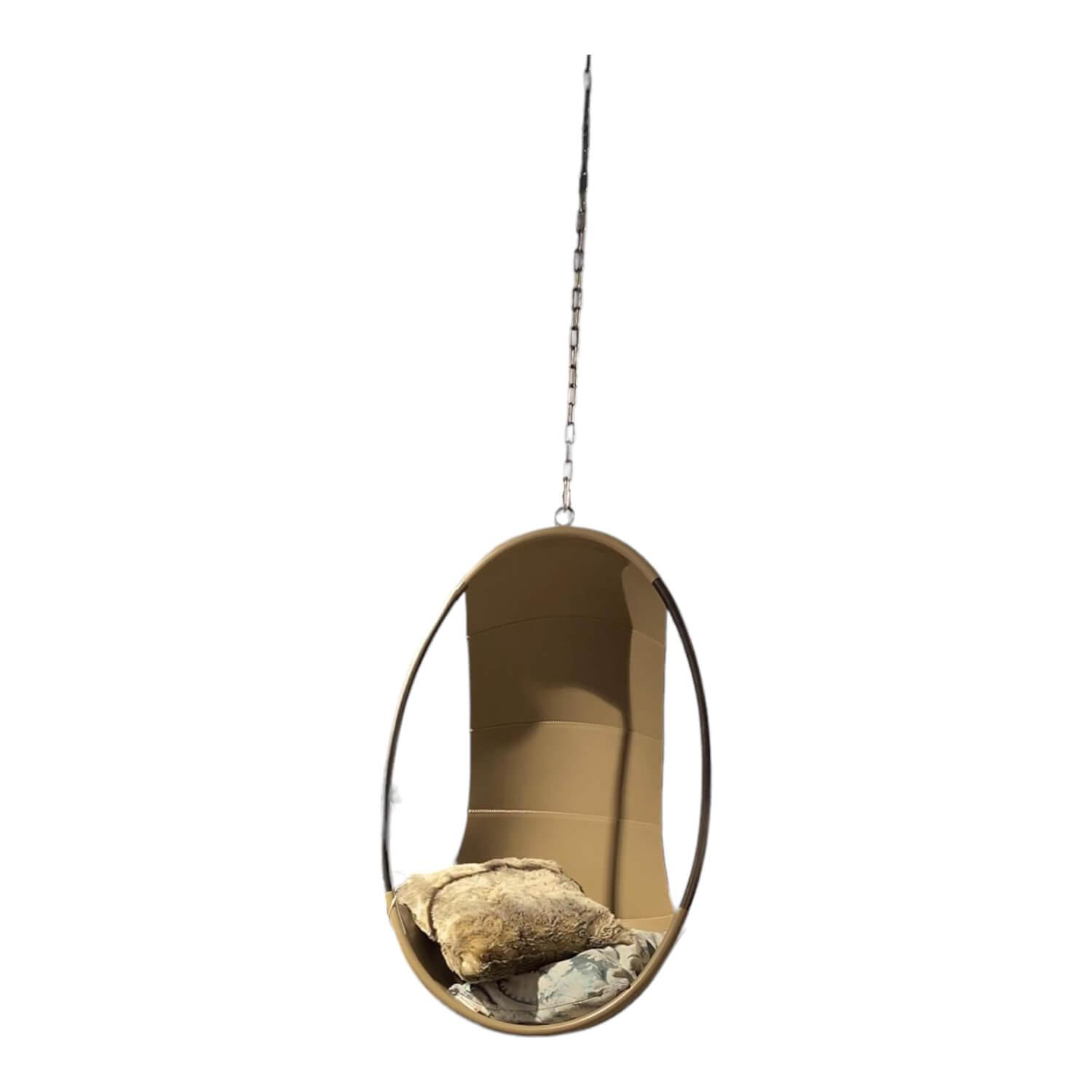 Hängender Sessel Schale Narbenleder Sand Beige Gestell Metall Mit Bronze Finish