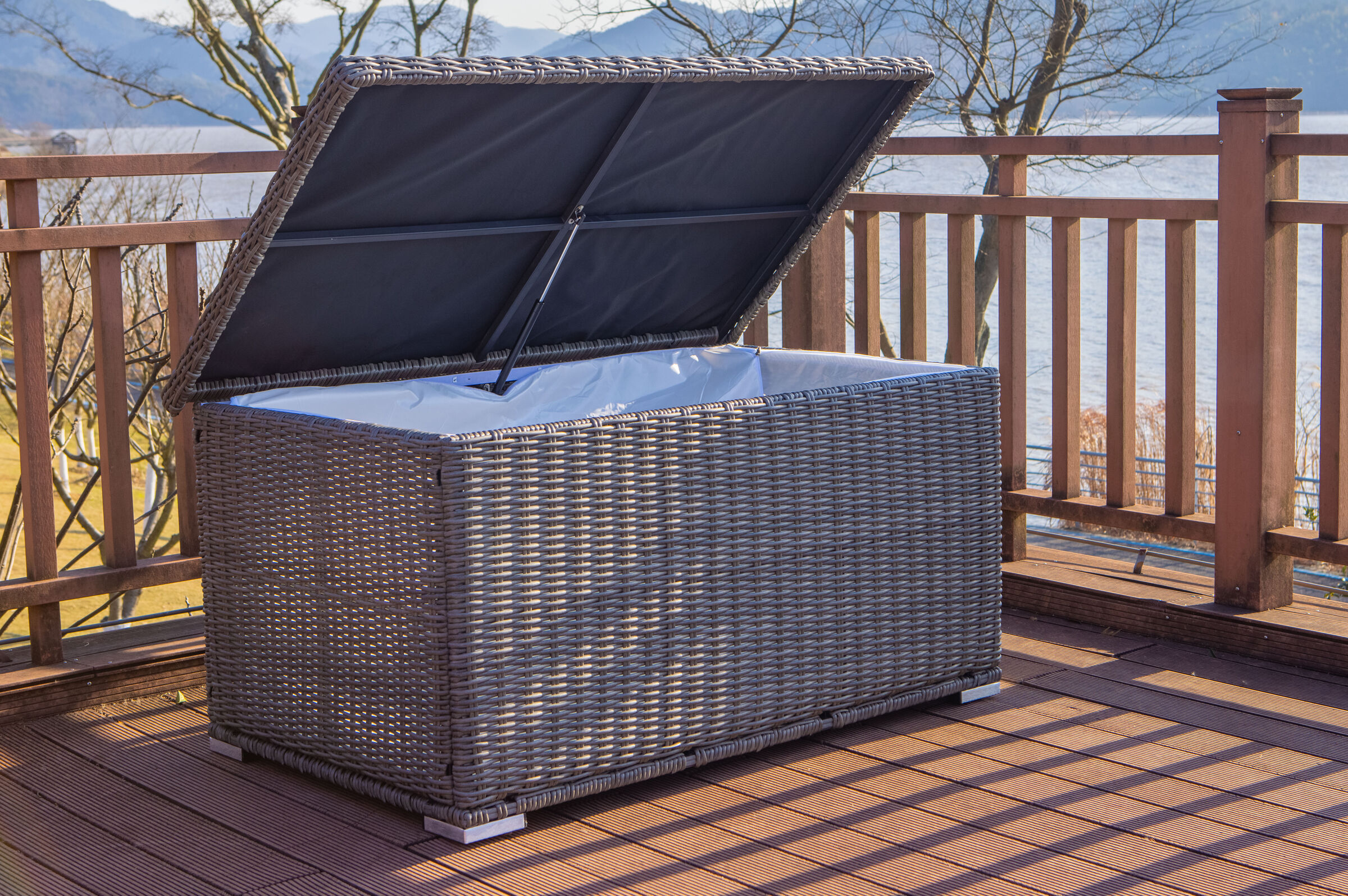 OUTFLEXX Kissenbox M, grau, Polyrattan, 144x92x70cm