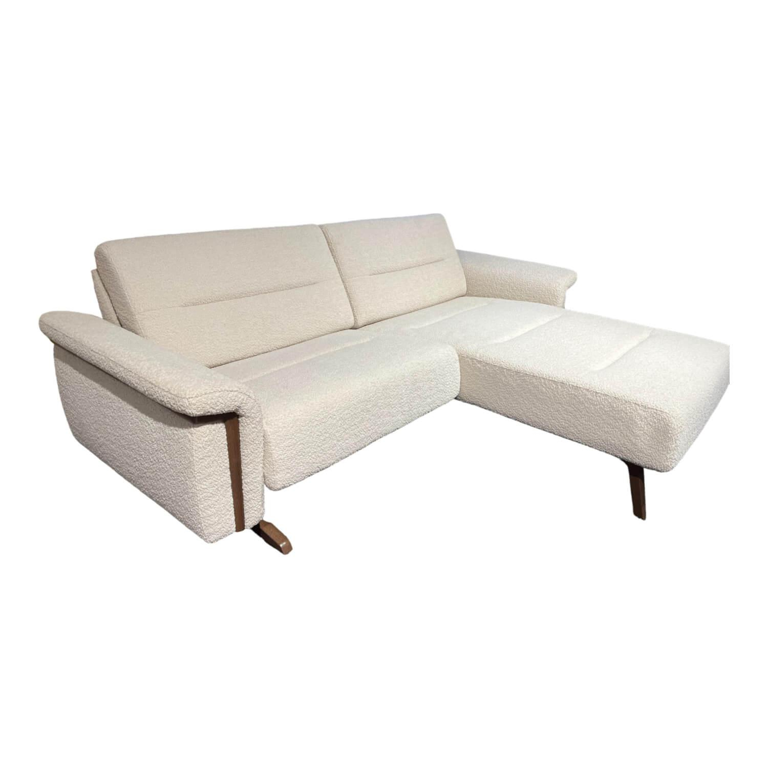 Eckksofa Stella Bezug Stoff Orchid 01 Off White Weiß Holzfüße 06 Walnuss