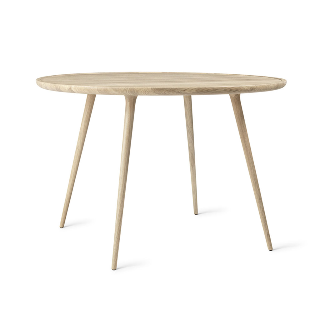 Mater – Accent Dining Table – Esstisch rund aus Eiche – ∅ 110 / 140 cm