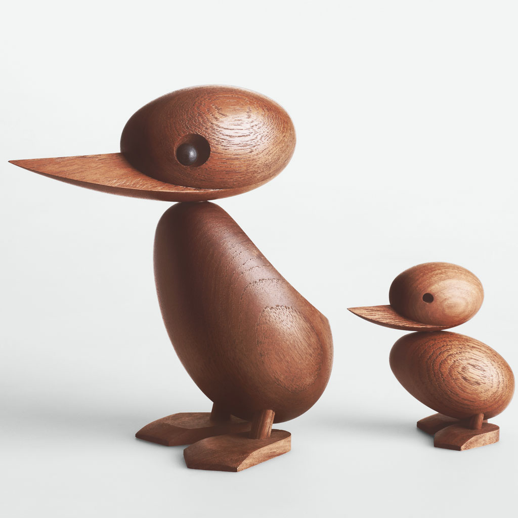 Architectmade – DUCK und DUCKLING – Holzfiguren aus Teak von Bölling