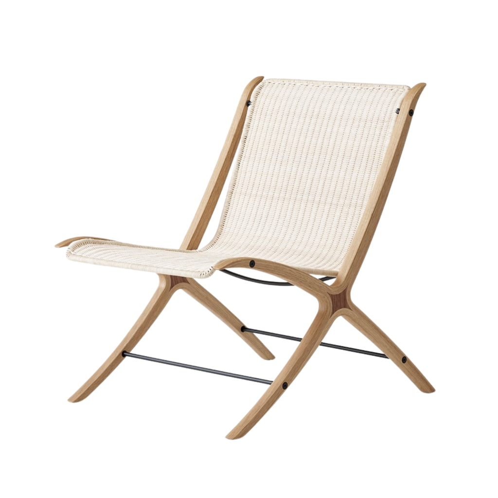 &tradition – X HM10 – dänischer Loungesessel aus Eichenholz und Rattan