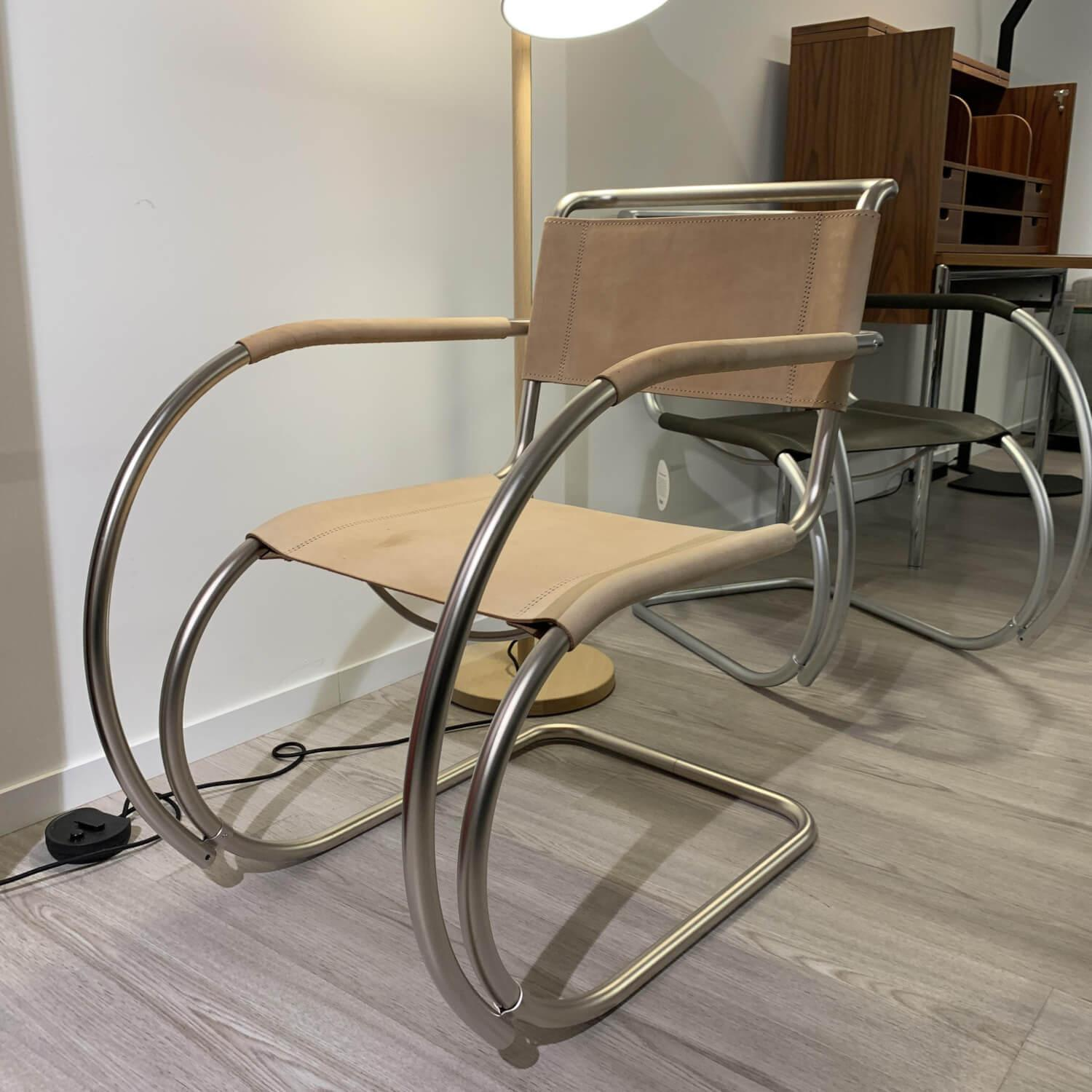 Thonet Armlehnstuhl S 533 Sonderedition Leder Rose Limitiert auf 100