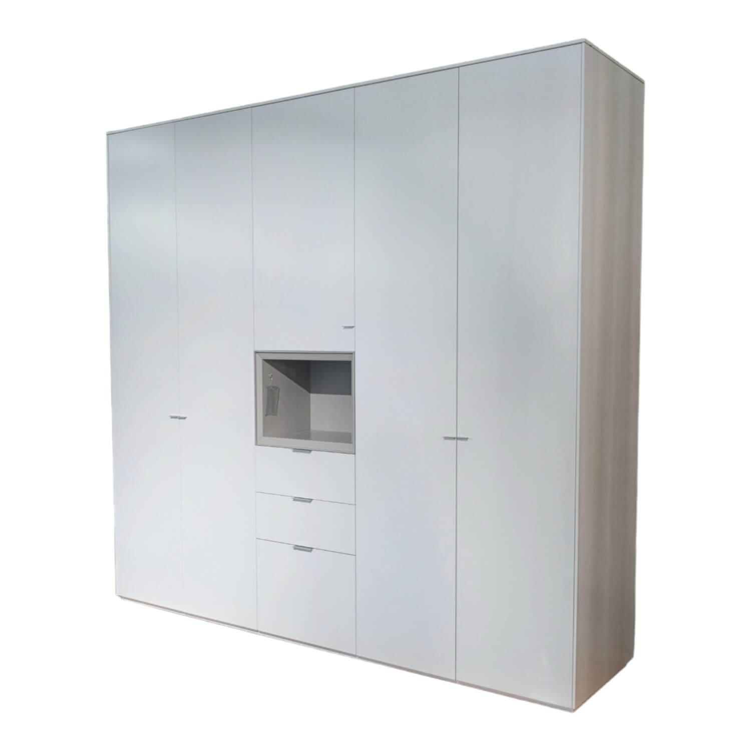 Kleiderschrank Line Mattlack P01 White Griffe P19 Dune Grau