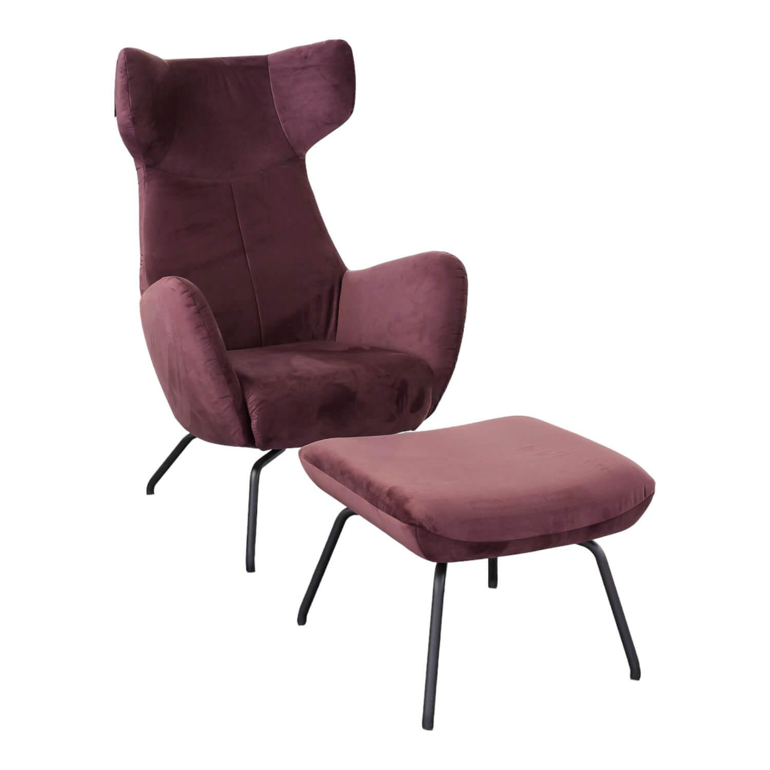 Ohrenbackensessel Mit Hocker Cory Stoff Velvet Purple Metallfuß Schwarz Matt