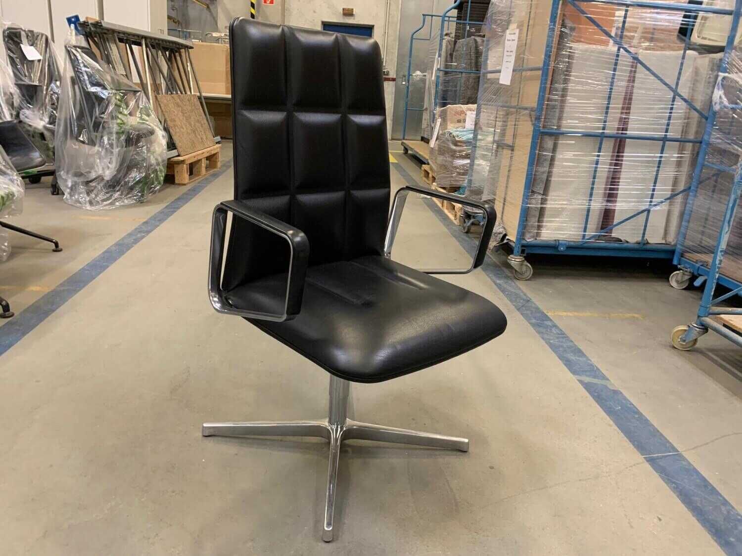 Sessel Leadchair Leder Elen 65 Black 1230 4-Fuß-Kreuz Aluminium