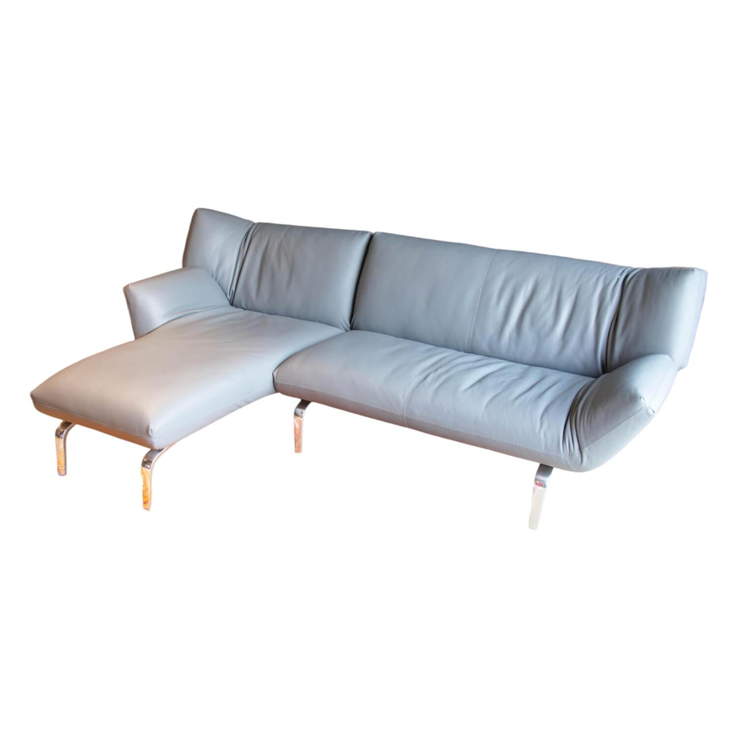 Ecksofa Devon Leder Ceras Dew Blau Grau Garn Cross Ton in Ton Füße Aluminium