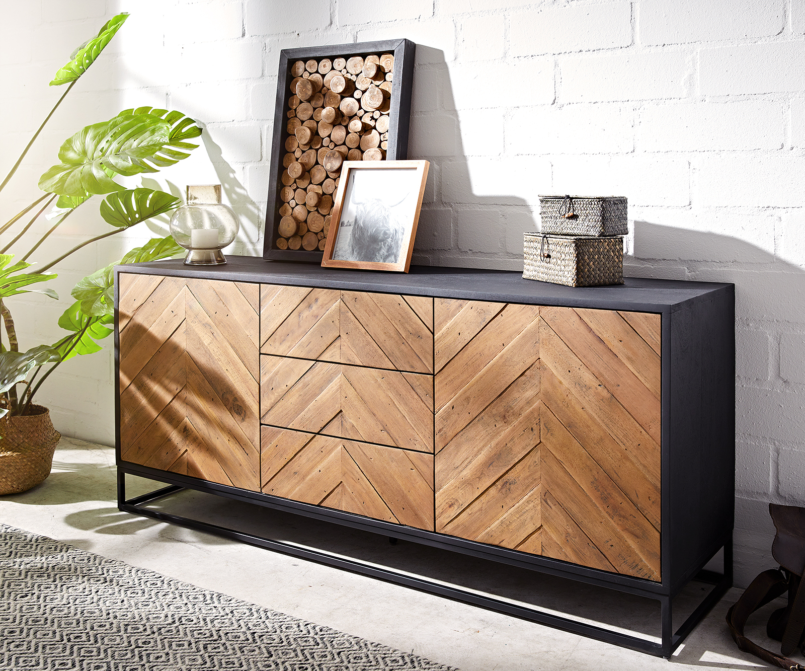 DELIFE Sideboard Famke 145 cm Mango Teak 2 Türen 3 Schubladen, Sideboards