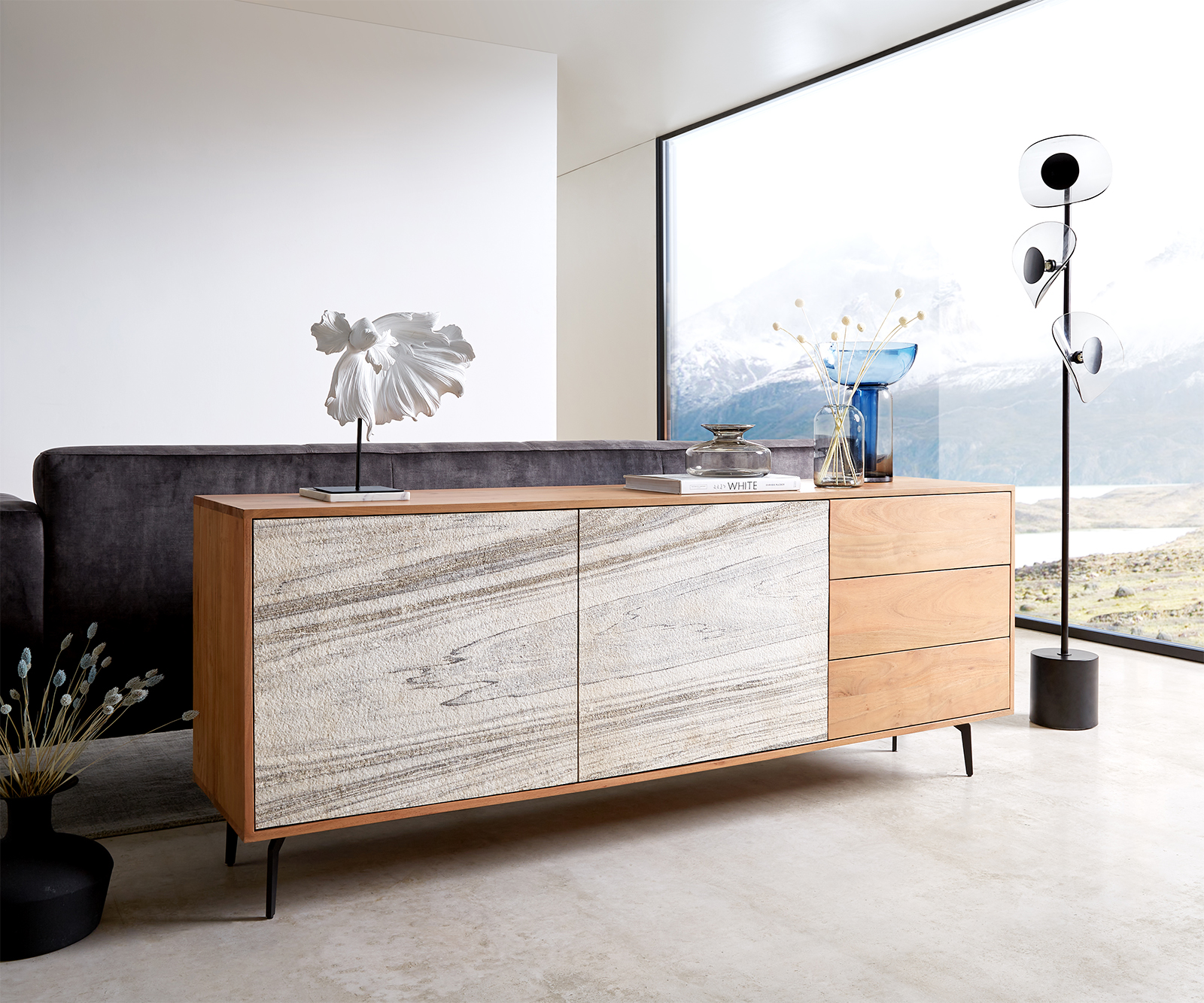 DELIFE Sideboard Kleo 175 cm Akazie Natur 2 Türen 3 Schübe Winkelfuß Metall Schwarz, Sideboards