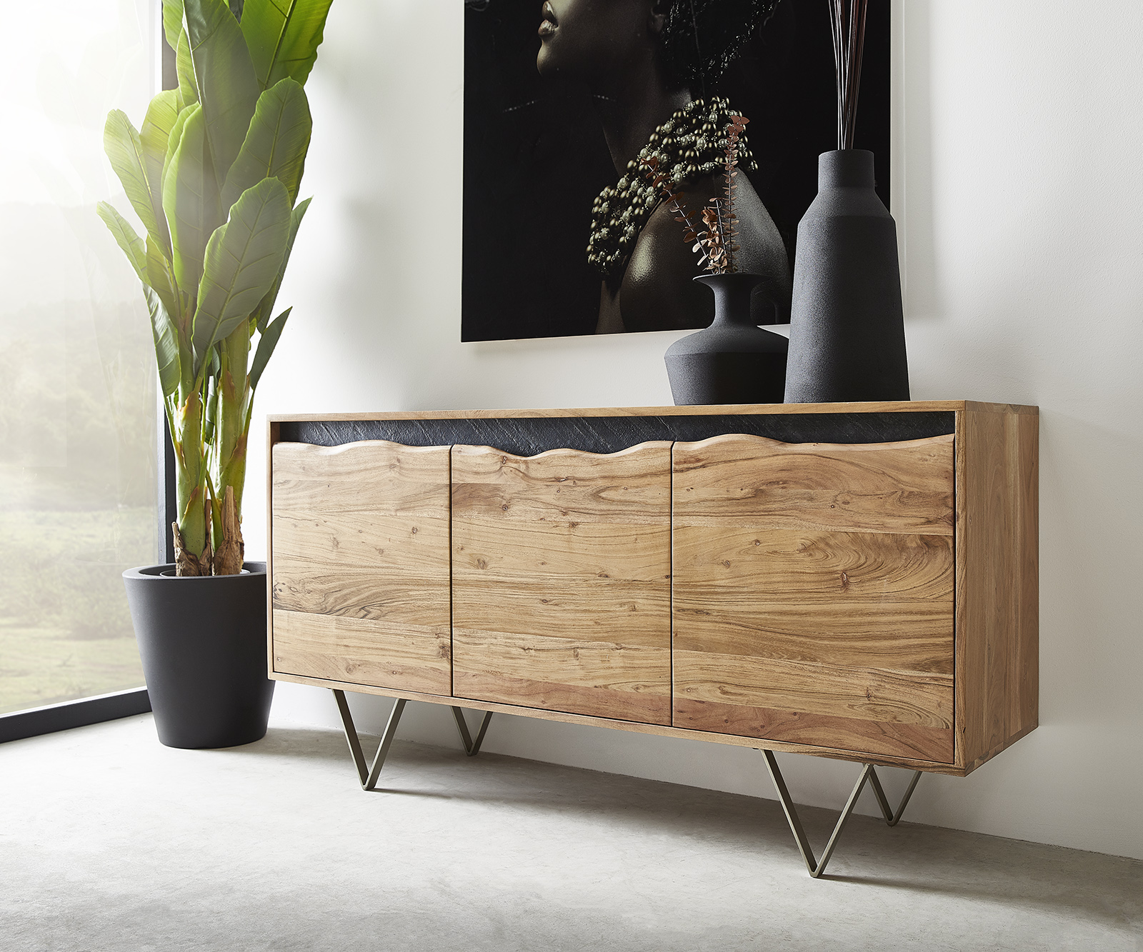 DELIFE Sideboard Stonegrace 147×45 cm Akazie Natur 3 Türen Baumkante, Sideboards