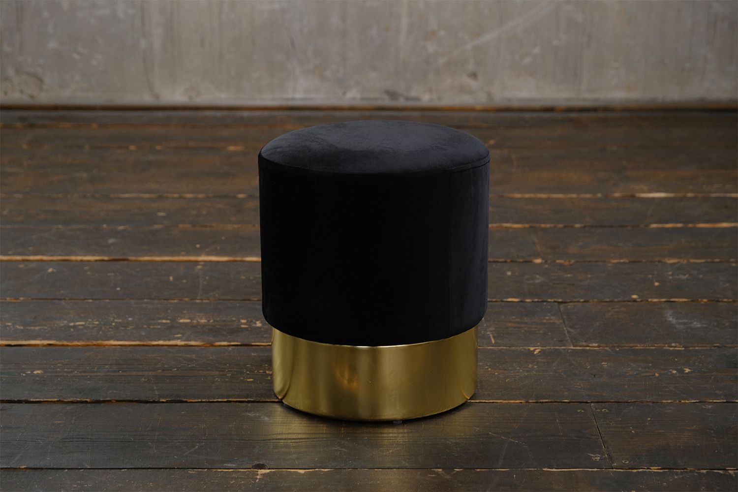 KAWOLA Hocker LIZA Polsterhocker Pouf Velvet schwarz Fuß gold