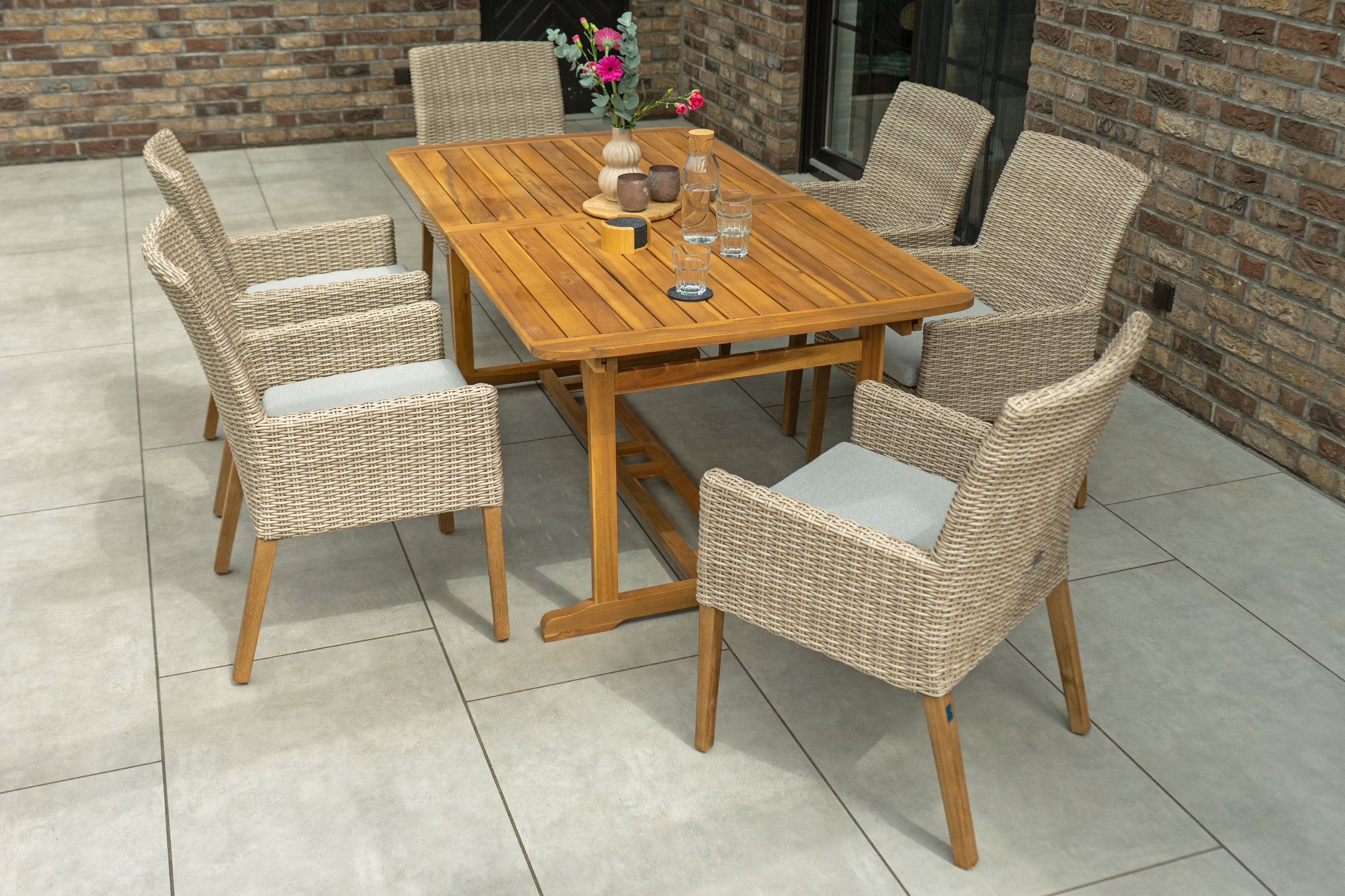 PLOß Havanna Gartenessgruppe, Creme/Natur, FSC-Akazienholz/Polyrattan, Ausziehbarer Tisch 180/240 x 100 cm, 6 Landhaussessel