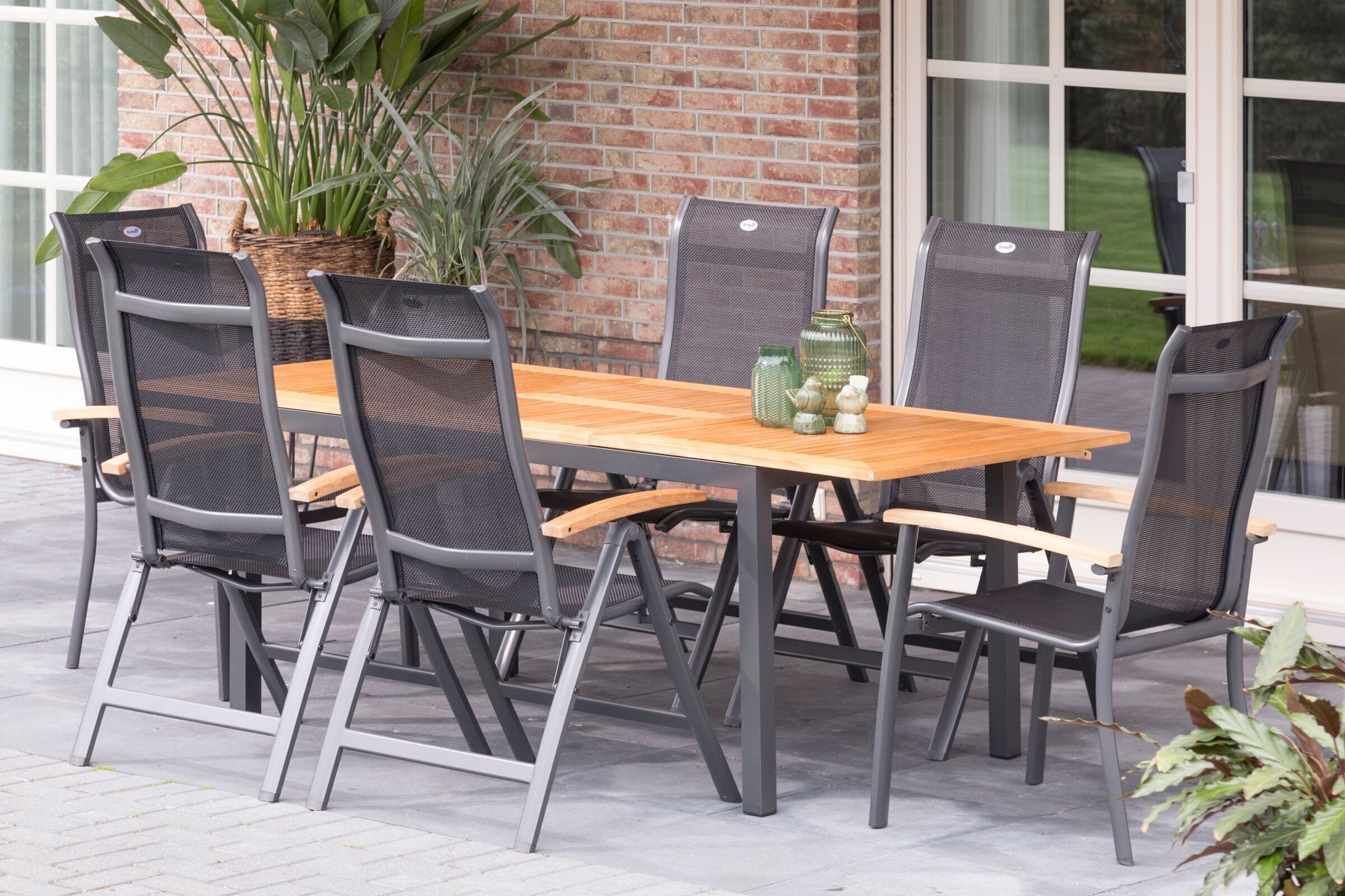 HARTMAN Alice Garten-Essgruppe, xerix/natur, Alu/FSC-Teak, 4×4 Textilen, 4 Multipositionssessel, 2 Stapelsessel, inkl. Ausziehtisch, 150/210x90cm