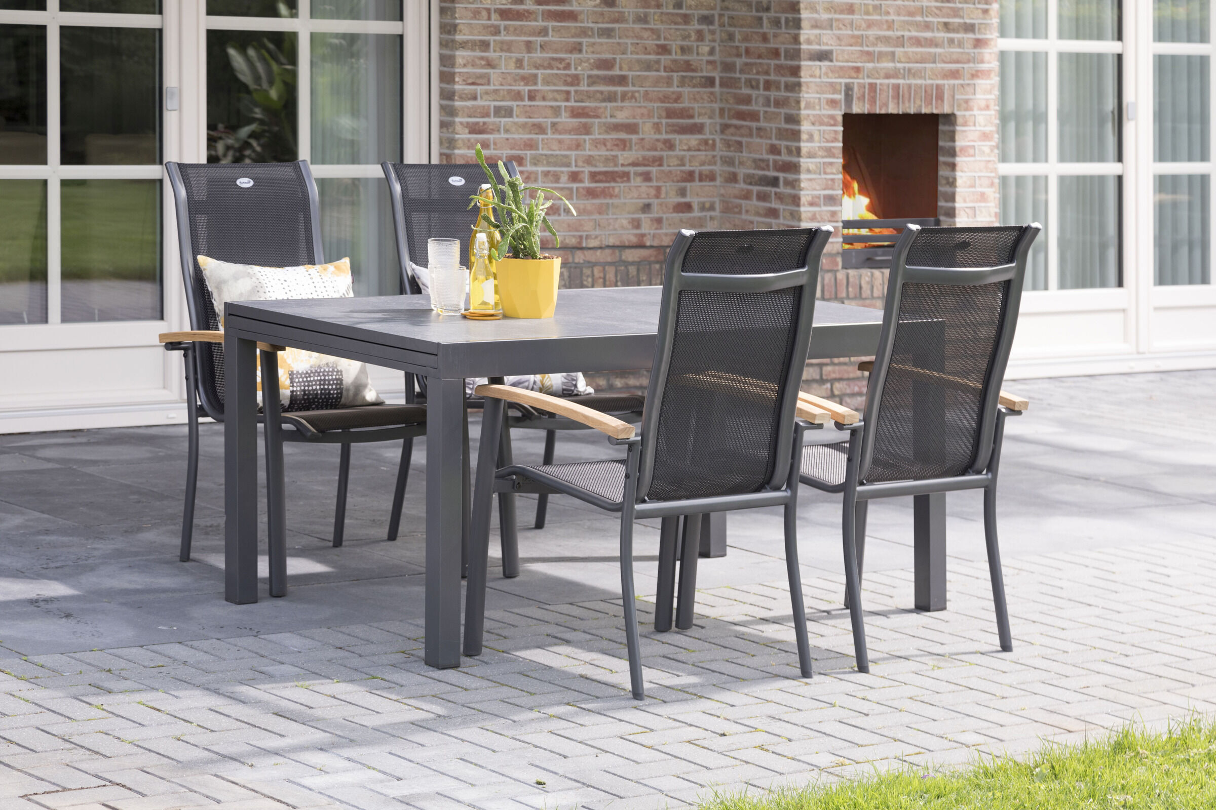 HARTMAN Alice Garten-Essgruppe, xerix/natur, Alu/FSC-Teak, 4×4 Textilen, 4 Stapelsessel, 260/160x90cm