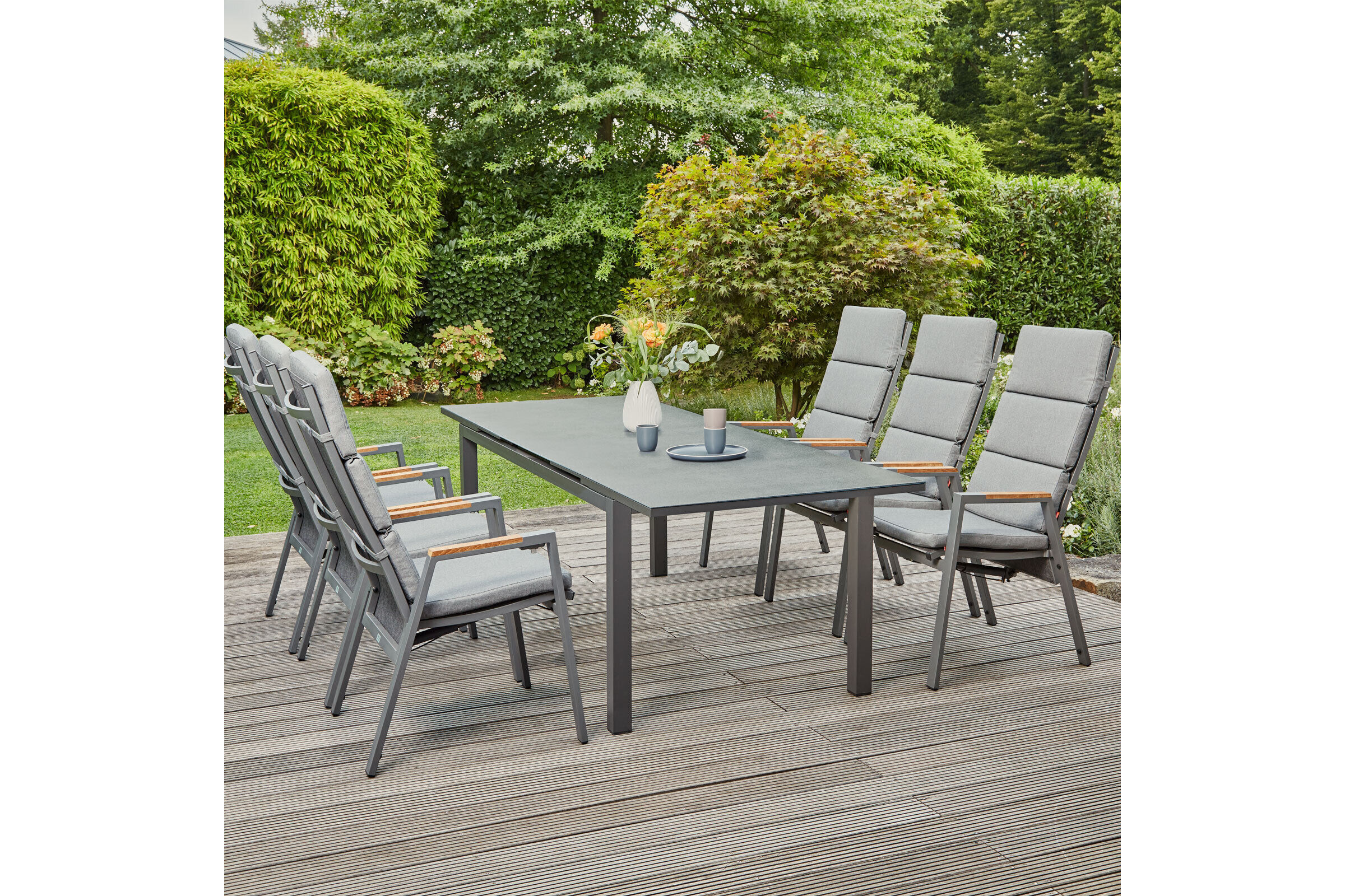 SIENA GARDEN Savona/Miros Garten-Essgruppe, matt graphit/grau, Alu/Teak/Spraystone/Texfabric, Tisch 180/240×90 cm, 6 Stapelsessel