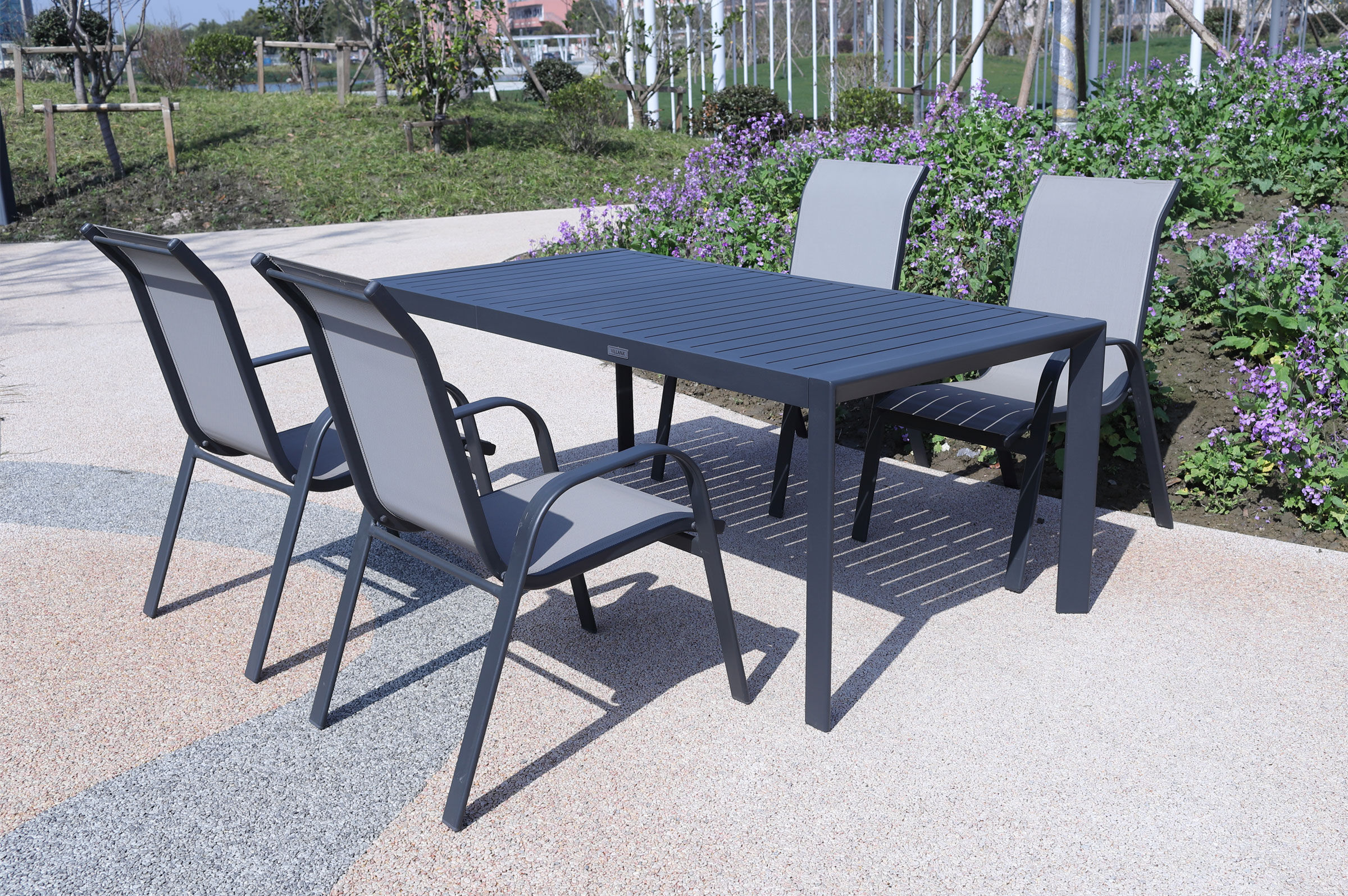 VILLANA Garten-Essgruppe, anthrazit/grau, Alu/Textilene, Tisch 130/180x90cm, 4 Sessel, stapelbar