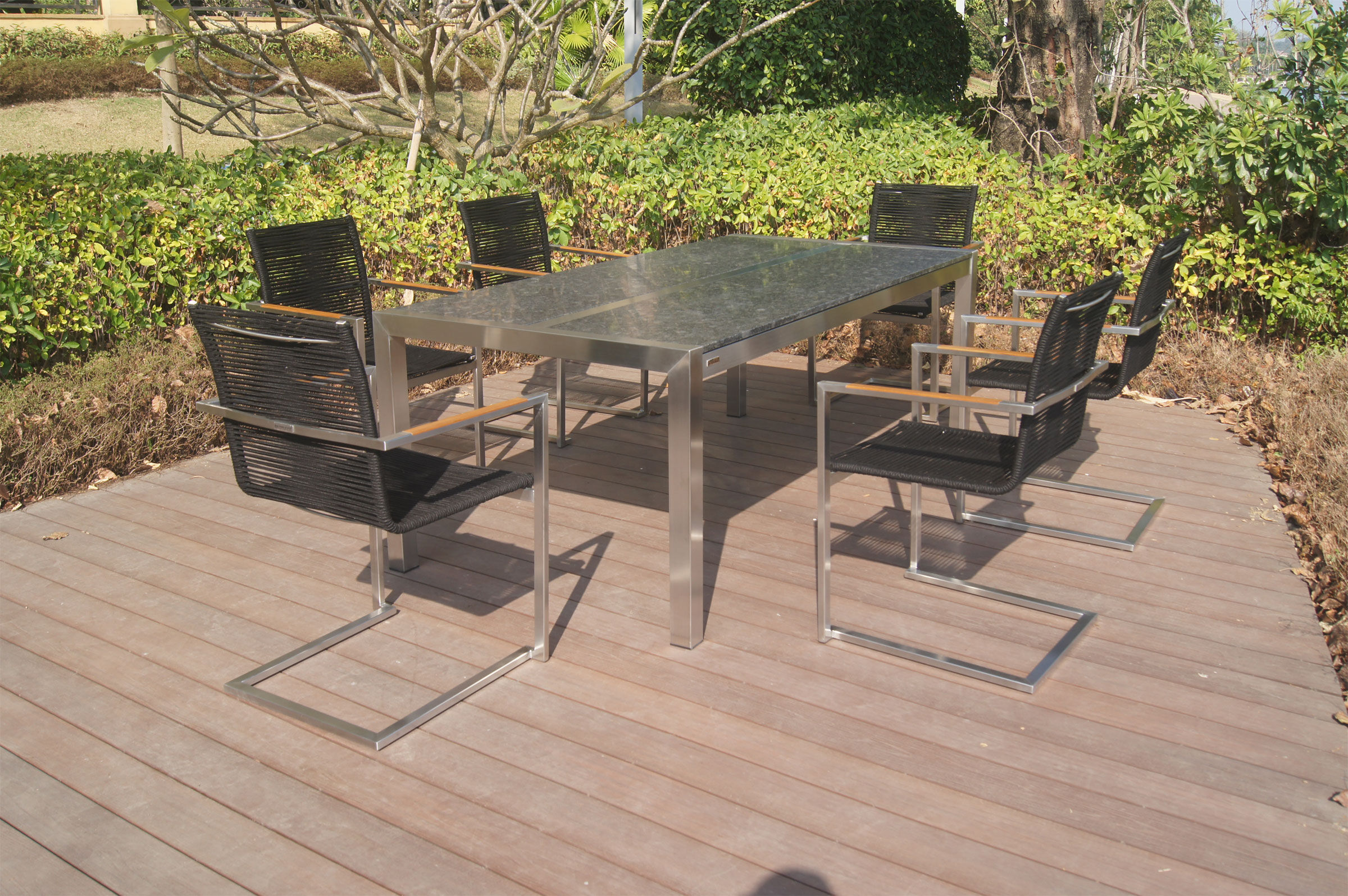 OUTFLEXX Garten-Essgruppe, silber/schwarz, Edelstahl/Granit/Rope, 200×100 cm, 6 Freischwinger, Armlehnen aus FSC-Teak