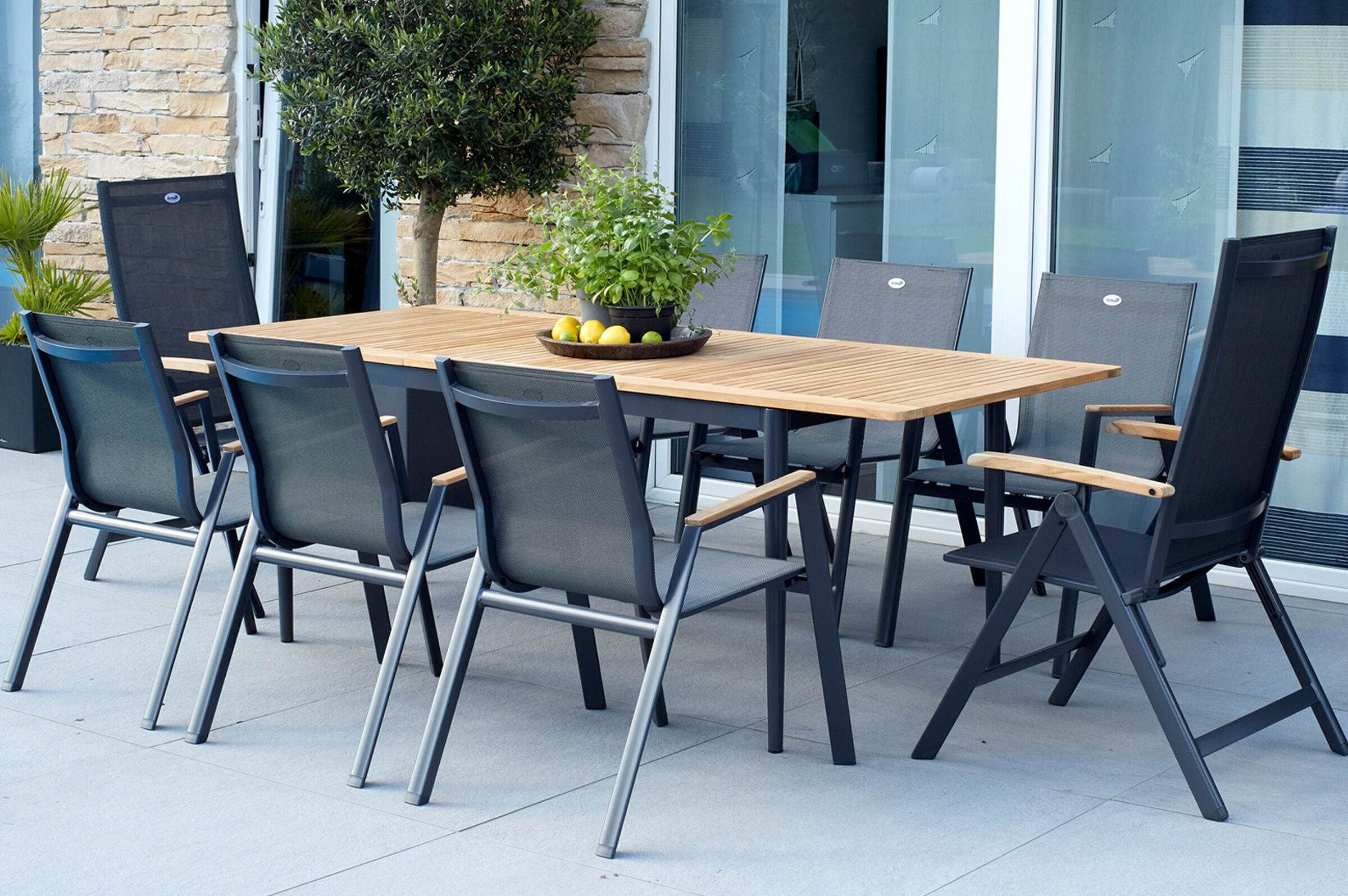 HARTMAN Silencio / Aruba Garten-Essgruppe, xerix/natur, Alu/Teak, 6 Dining Sessel, 2 Multipositionssessel, 160/220x90cm, FSC-Teak Armlehnen