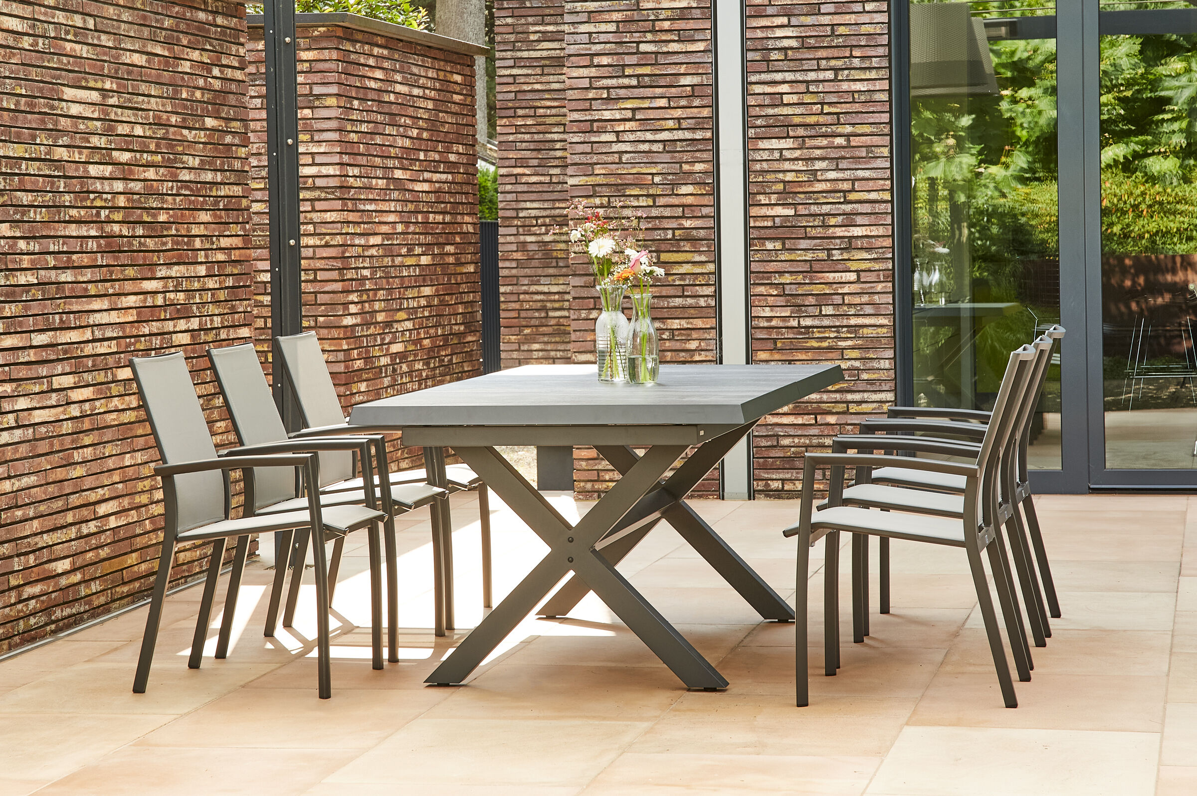 SIENA GARDEN Messina/Velia Garten-Essgruppe, anthrazit/grau, Alu/Ranotex®-Gewebe/Keramik, 200-260 x 100 cm, inkl. 6 Diningsessel