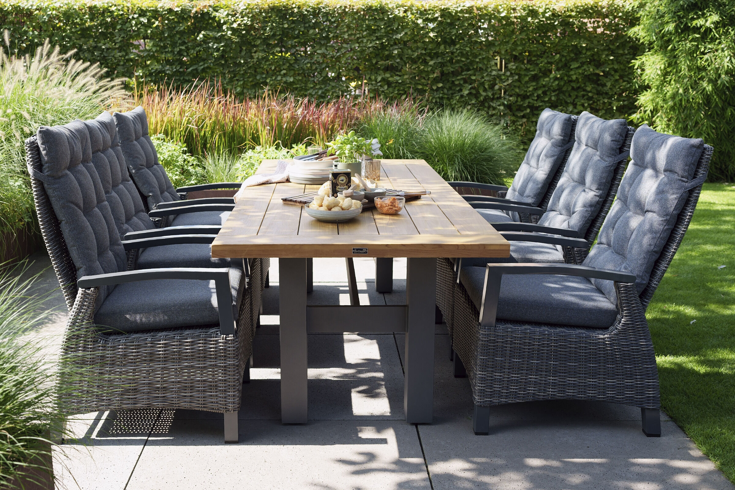 HARTMAN Exklusivmodell Yasmani/Lunar Garten-Essgruppe, Xerix/natur/grau, Aluminium/Polyrattan/Teak, Tisch 240×100, 6 Sessel