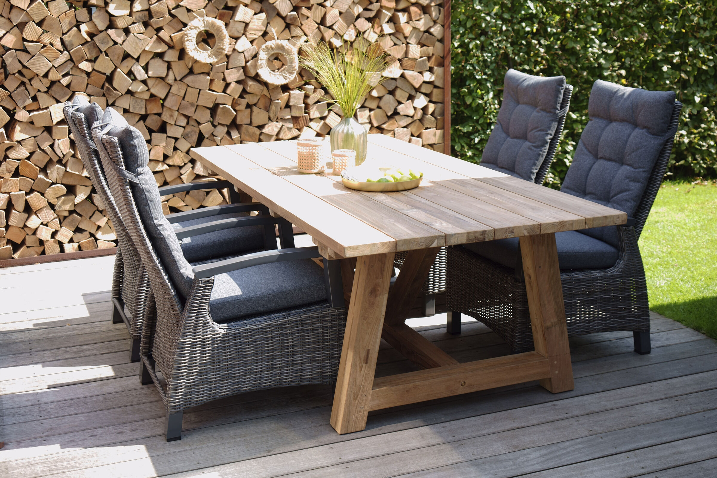 HARTMAN Exklusivmodell Lunar Garten-Essgruppe, natur/grau, recyceltes Teak/Aluminium/Polyrattan, Tisch 220×110, 4 Sessel