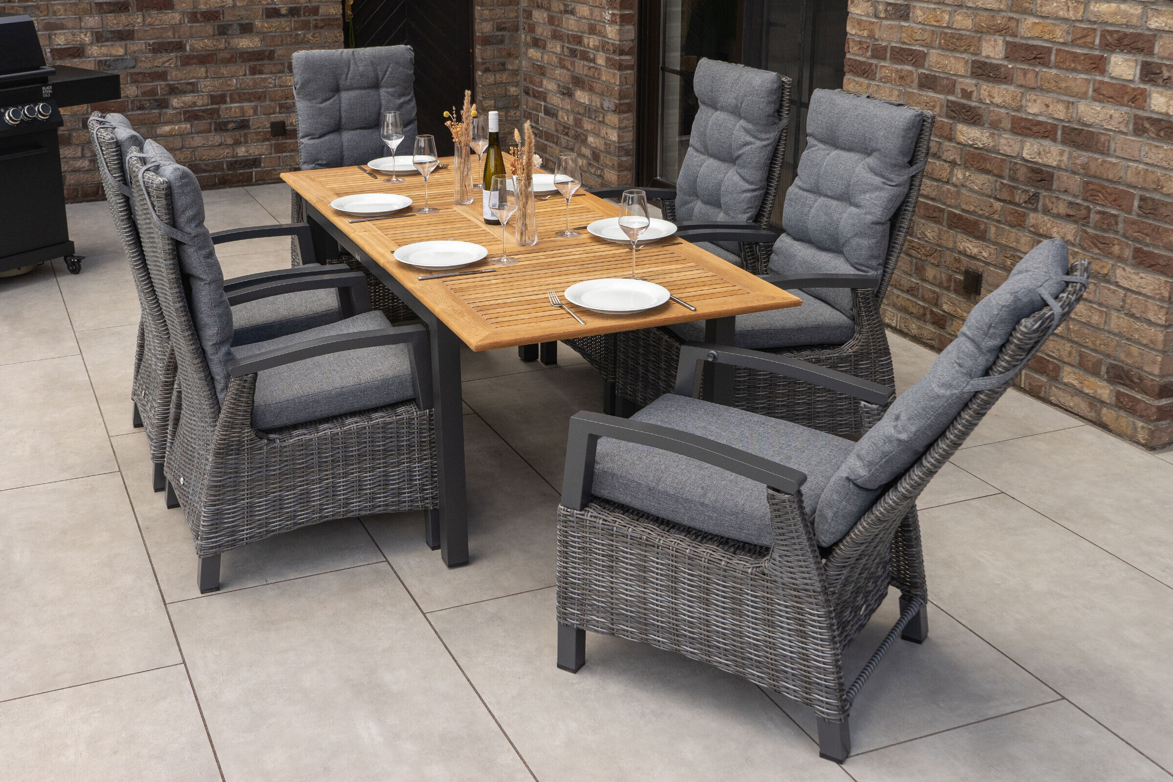 HARTMAN Exklusivmodell Lunar Garten-Essgruppe, anthrazit matt/grau, Aluminium/Polyrattan/FSC-Teak, Ausziehtisch 150/210×90 cm, 6x Sessel