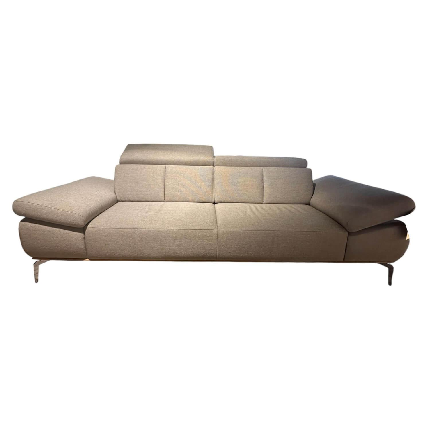 Sofa 4002 Stoff W8250 Light Brown Hellbraun Sockel Eiche Füße Metall