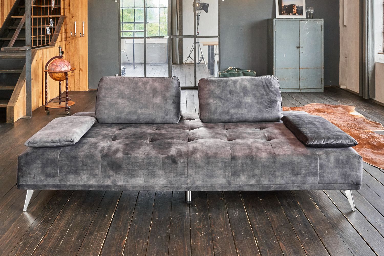 KAWOLA Sofa WIOLO Schlafsofa Daybed velvet anthrazit