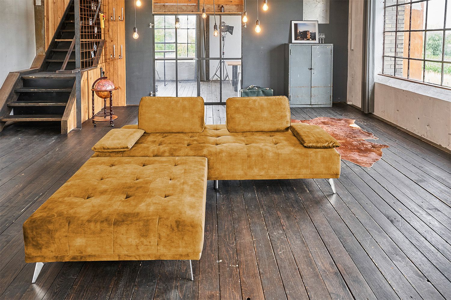 KAWOLA Sofa WIOLO Schlafsofa Daybed mit Hocker velvet cognac