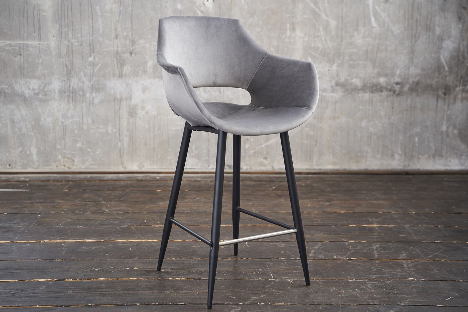 KAWOLA Thekenhocker ZAJA Barstuhl Sitzhöhe 65 cm Velvet grau