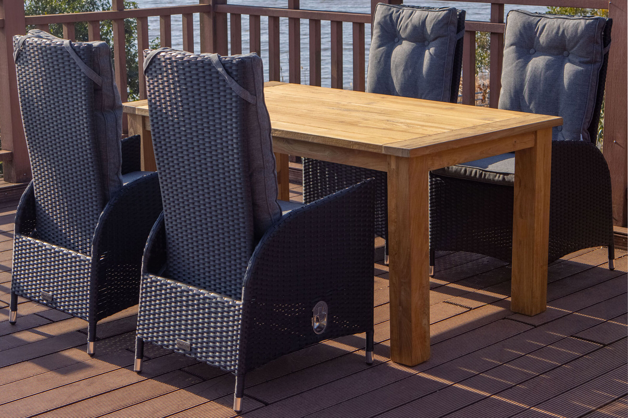 OUTFLEXX Garten-Essgruppe, Polyrattan/Teakholz, Tisch 160x90cm, 4 Diningsessel, inkl. Polster